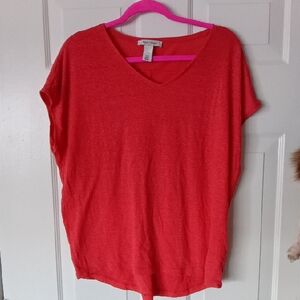 Casual Red V-Neck Tee